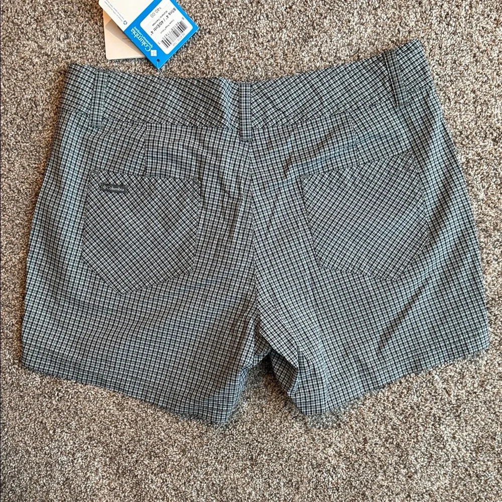 NWT Columbia Copper Ridge Plaid Outdoor Shorts - Size 8
